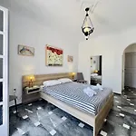 Tritonas Rooms 3* Kamári