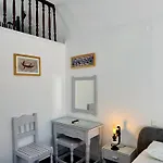 Tritonas Rooms 호텔 Kamári