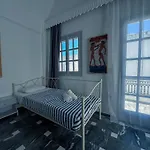Tritonas Rooms 호텔 Kamári