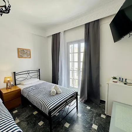 Hotel Tritonas