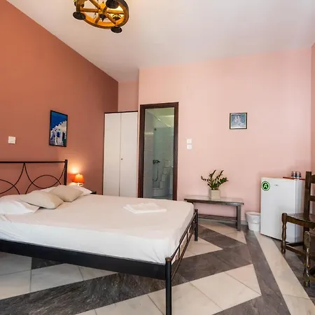 Koralli Otel Kamári