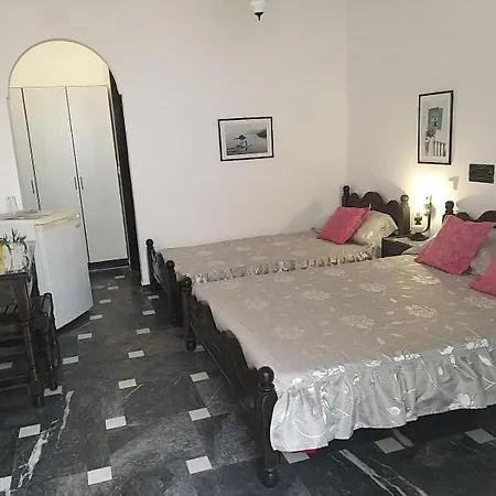 Koralli 3* Kamari (Santorini)