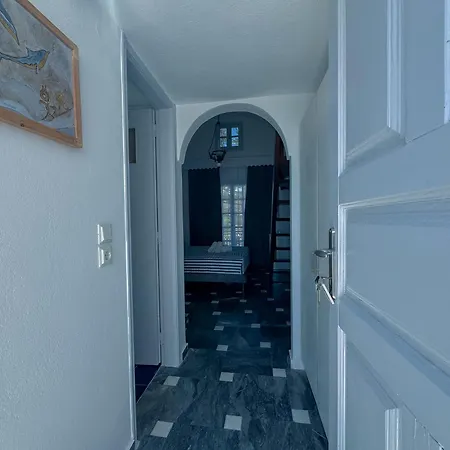 Tritonas Hotel