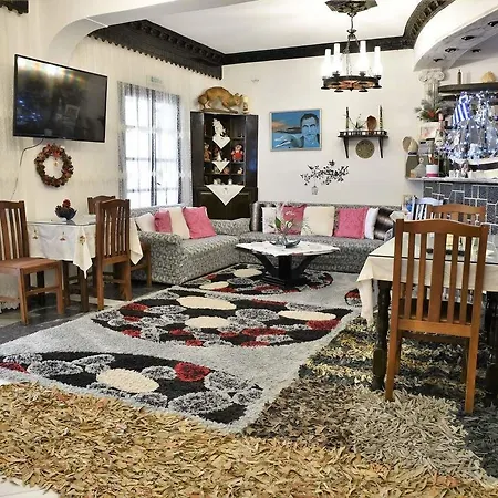 Tritonas Hotel