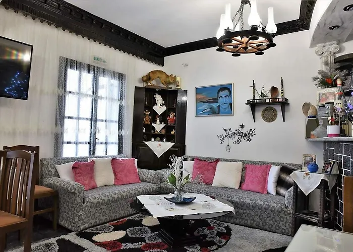 Hotel Koralli Kamari (Santorini)